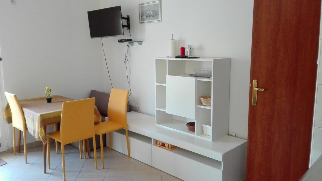 Apartments Lampalo Okuklje Kültér fotó